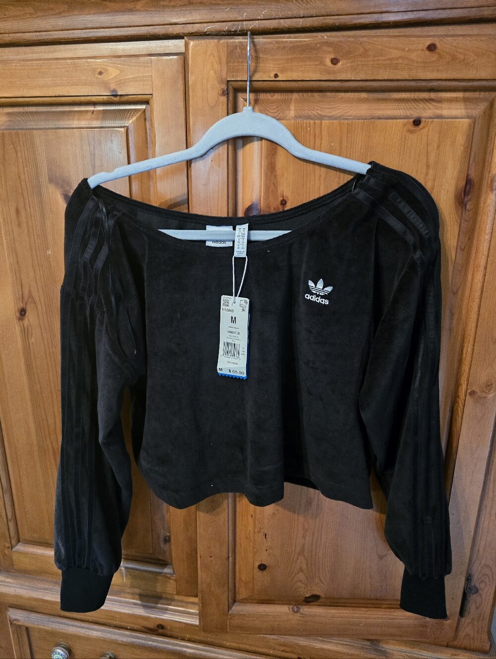 NWT adidas Black Velour Cropped Sweatshirt with 3‑Stripe Sleeves
